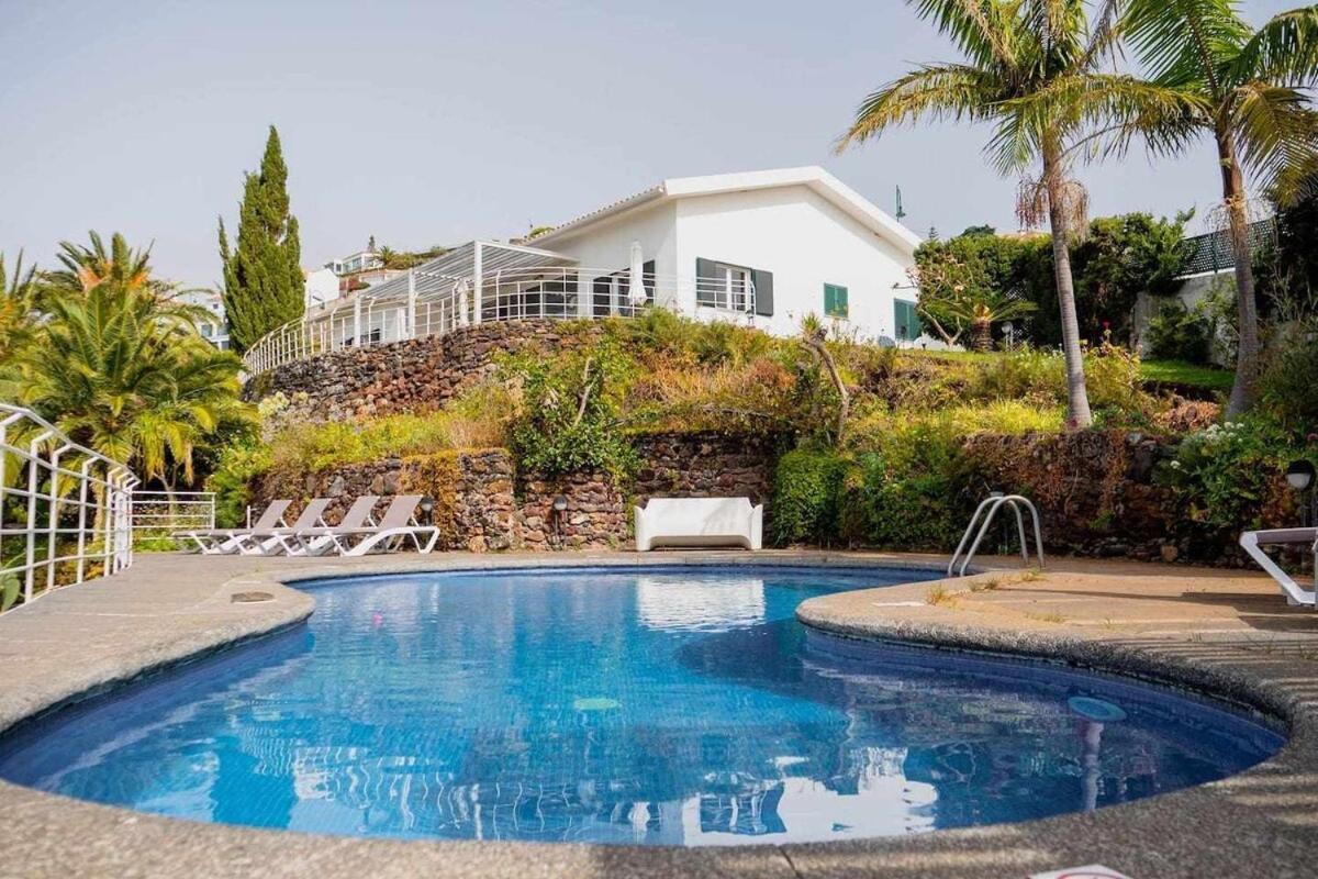Vila Da Falesia-With Pool And Views Canico  Bagian luar foto